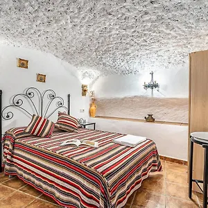Casa Triana Cuevas del Campo
